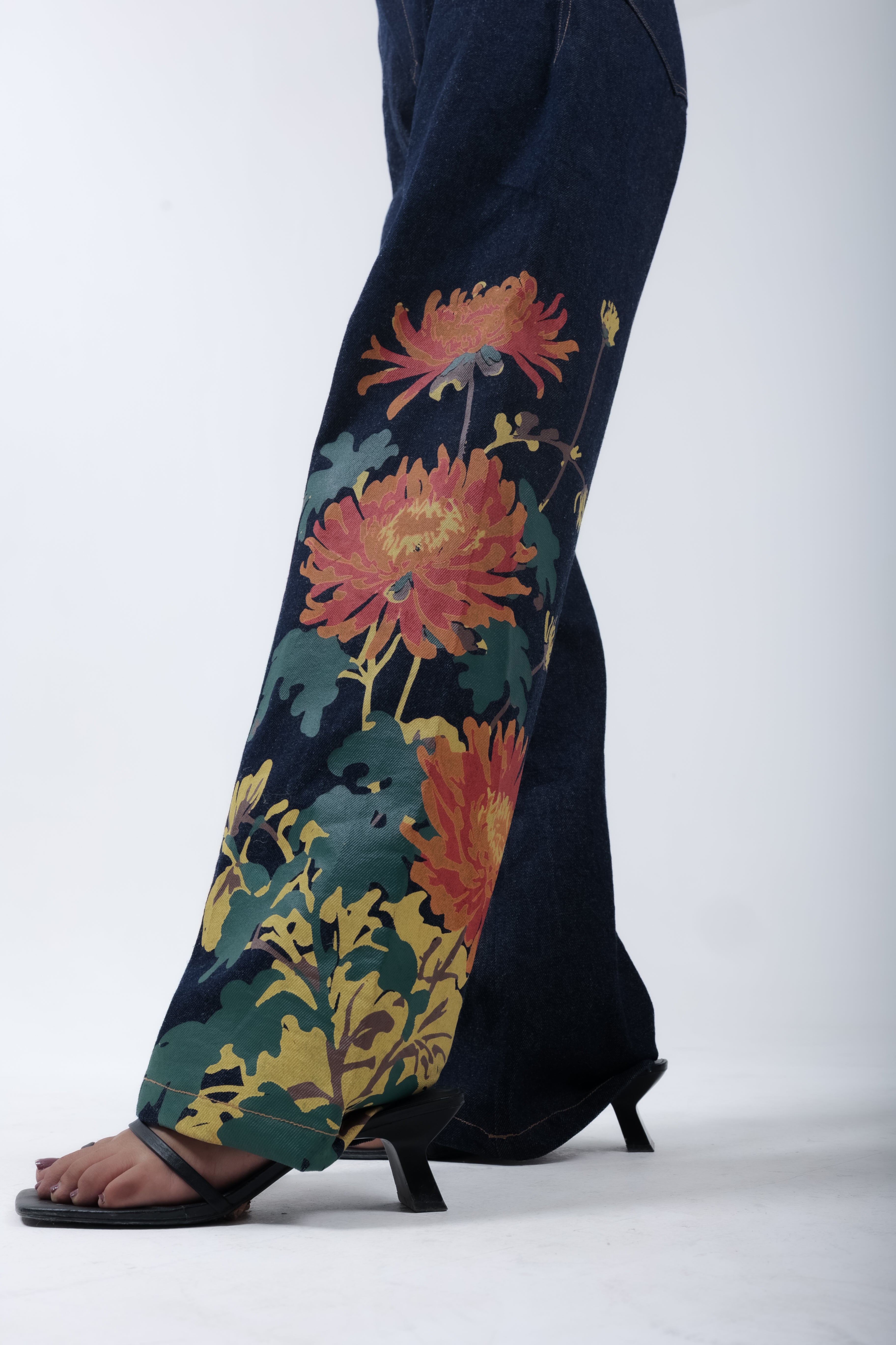 FLORAL DENIMS